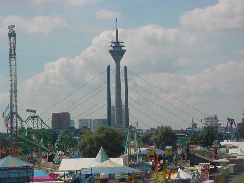 โรงแรมปารีส ดุสเซลดอร์ฟ ภายนอก รูปภาพ